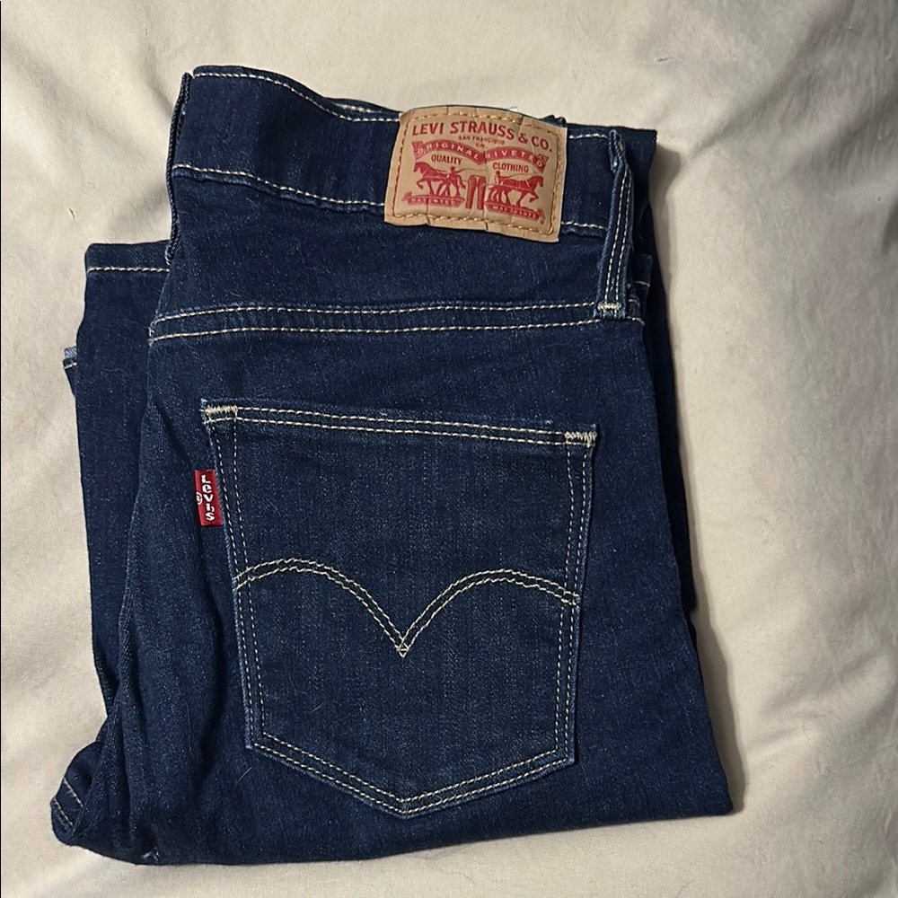 Women’s Levi Blue Jeans